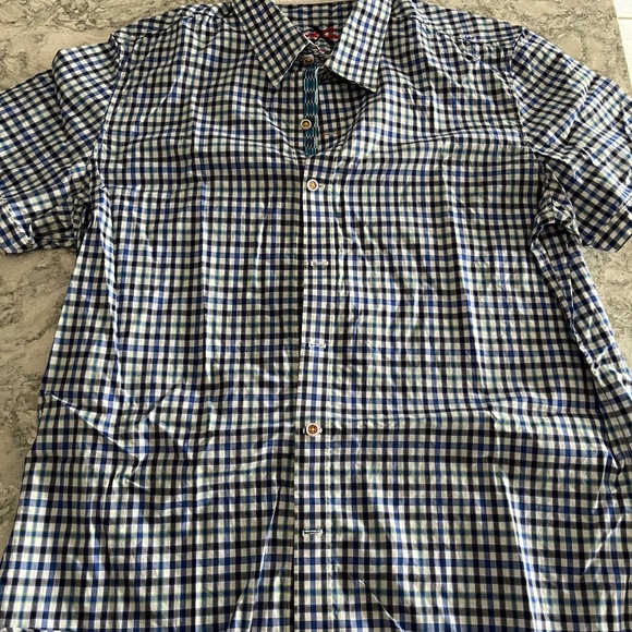 Robert Graham X Collection Shortly Sleeved Button Down Shirt - Picture 2 of 4